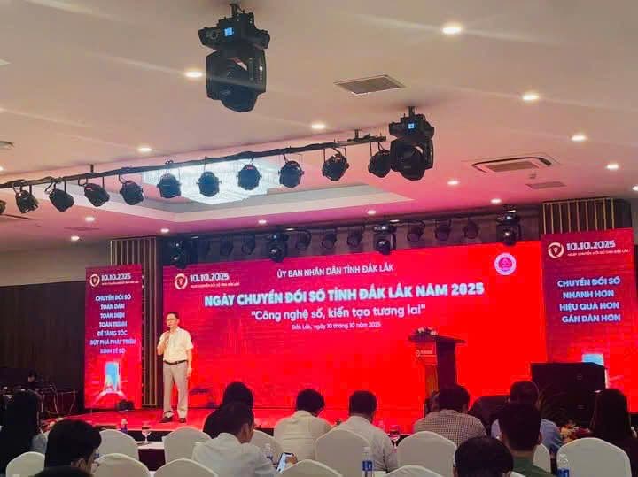 TakaTech 代表在 2025 年多乐省数字化转型日上演讲